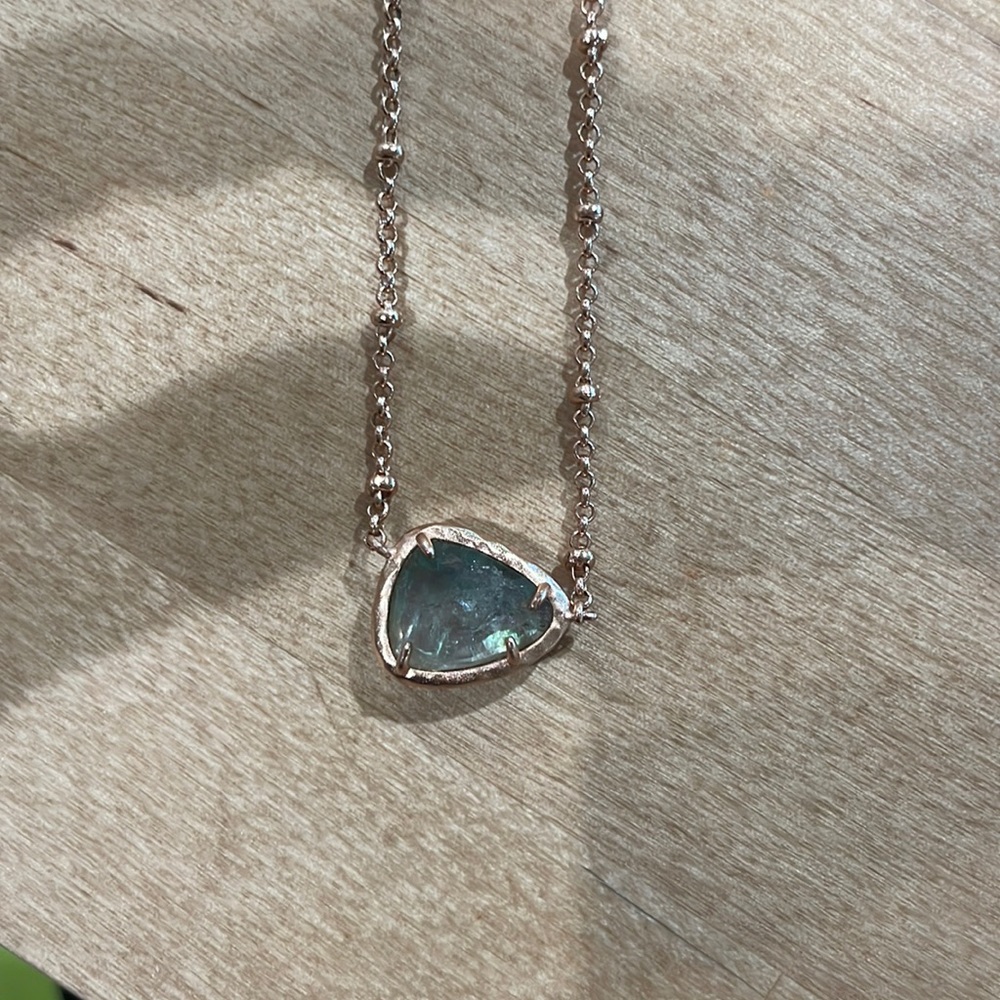 Kendra Scott Tess adjustable rose gold necklace